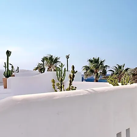 Mykonos Blu, A To Live